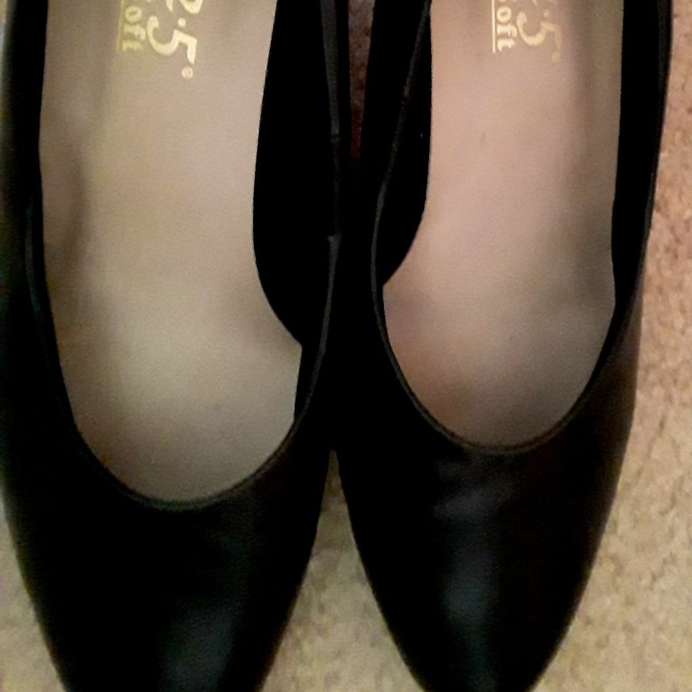 Women's Black Leather Shoes